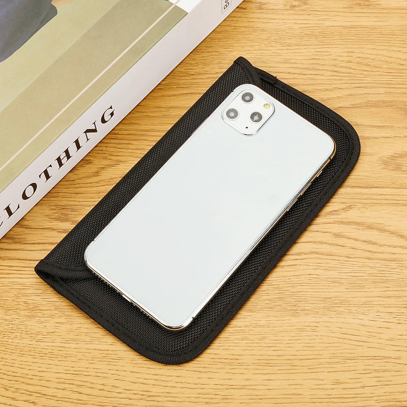 Mobile phone Radiation-proof Storage Bag Car Key Signal Blocker Case Universal Faraday Cage Fob Pouch Keyless RFID Blocking Bag